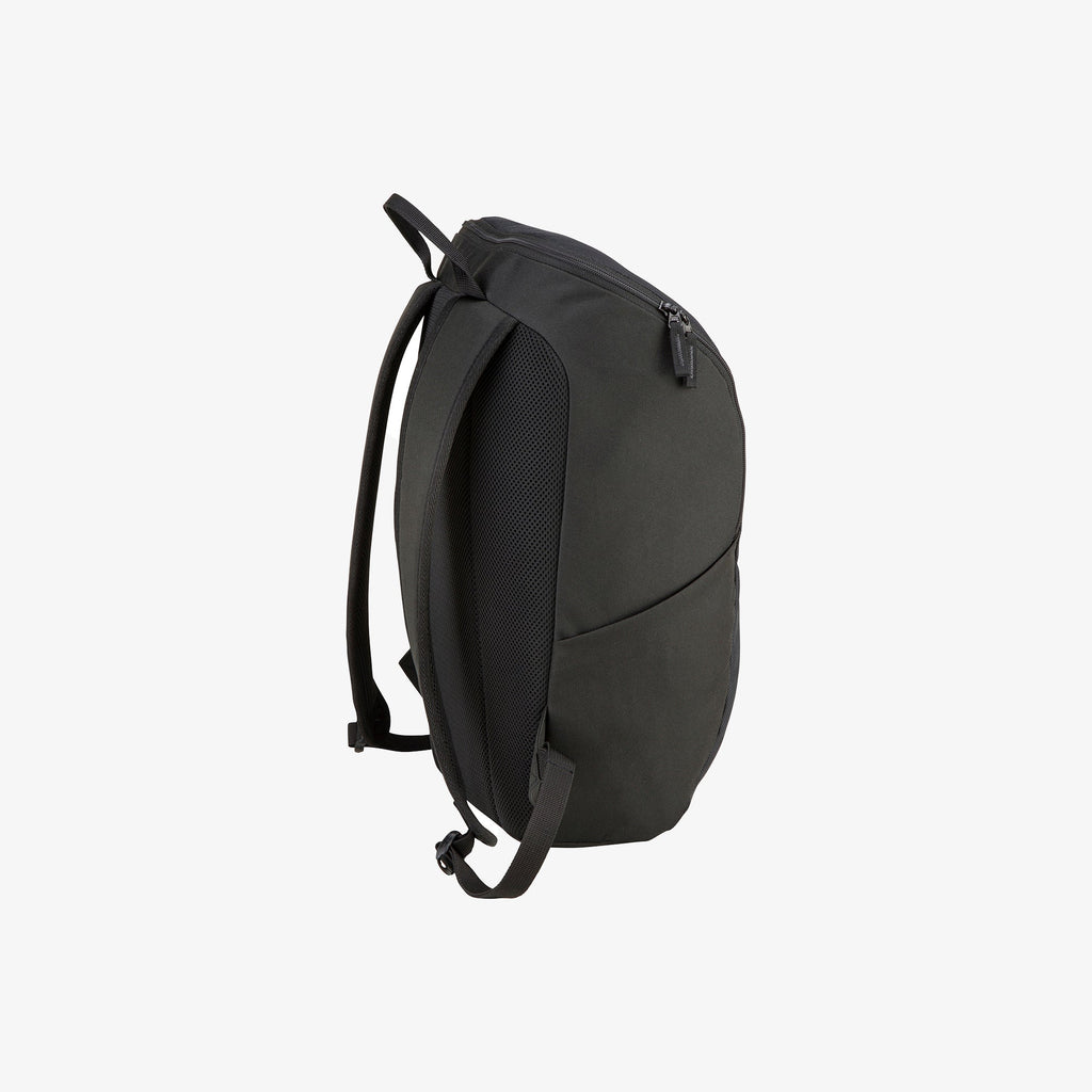 Mizuno BACKPACK 18L Černé | CZ_MZN84732